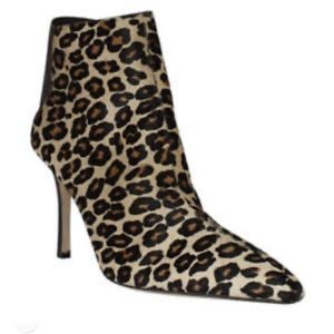 NWB Manolo Blahnik pony hair leopard booties